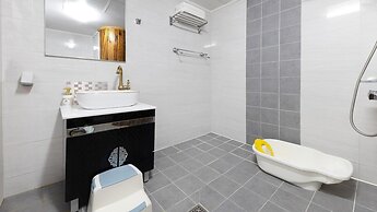 Ganhwa Badabae Beomseon Kids Pension