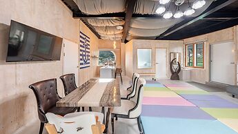 Ganhwa Badabae Beomseon Kids Pension