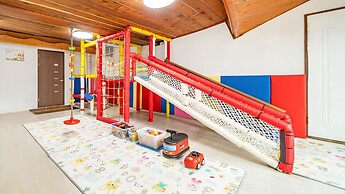 Ganhwa Badabae Beomseon Kids Pension