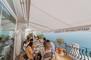 Albergo Dipinto Bacco Furore