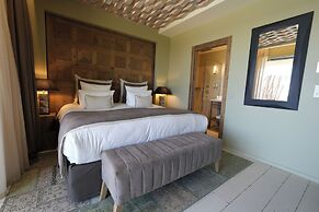 Les Regalia Hotel & SPA