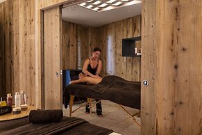 Les Regalia Hotel & SPA