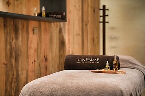 Les Regalia Hotel & SPA