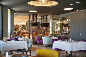 Les Regalia Hotel & SPA