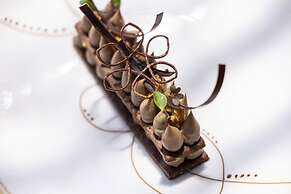 Les Regalia Hotel & SPA