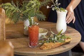 Les Regalia Hotel & SPA