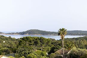 Les Regalia Hotel & SPA