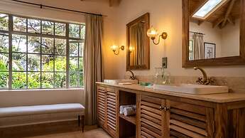 Karen Blixen Coffee Garden & Cottages