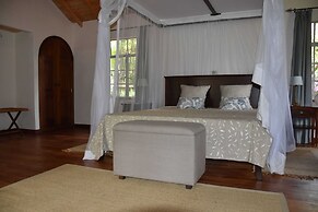 Karen Blixen Coffee Garden & Cottages