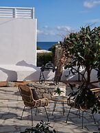 Ariti Seaside Residence