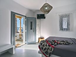 Ariti Seaside Residence