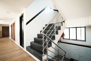 Hotel Sai Bansi Residency, MIDC Industrial Area, Turbhe, Navi Mumbai