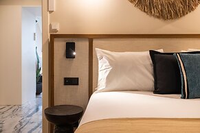 Ando Living Augusta House