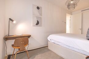 Ando Living Douradores House