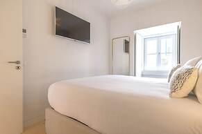 Ando Living Douradores House