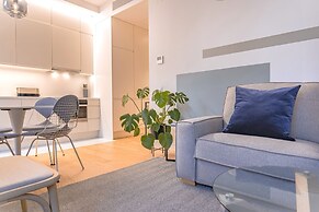 Ando Living Douradores House