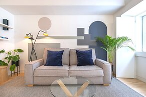 Ando Living Douradores House