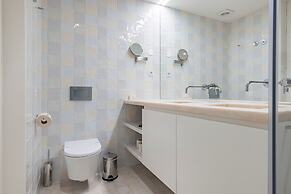 Ando Living Douradores House