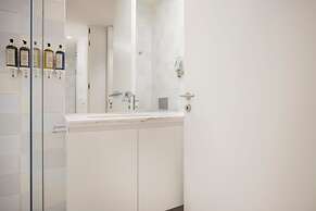 Ando Living Douradores House