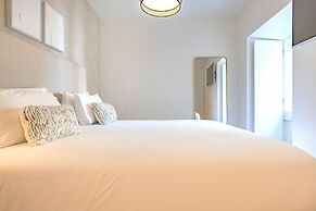 Ando Living Douradores House