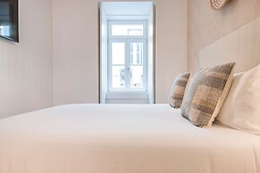 Ando Living Douradores House