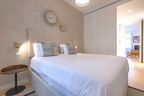 Ando Living Douradores House