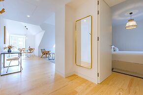 Ando Living Douradores House