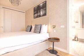 Ando Living Douradores House