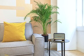 Ando Living Douradores House