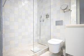 Ando Living Douradores House