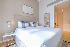 Ando Living Douradores House