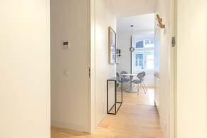 Ando Living Douradores House