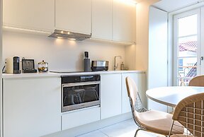 Ando Living Douradores House