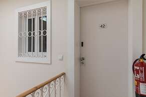 Ando Living Abrantes House