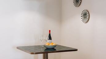 Ando Living Madalena House