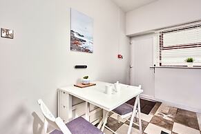 Dunluce Green - Portrush by the Sea