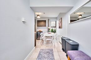 Dunluce Green - Portrush by the Sea