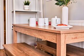 Dunluce Green - Portrush by the Sea