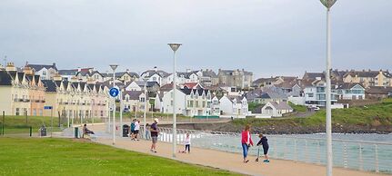 Dunluce Green - Portrush by the Sea