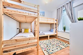 Dunluce Green - Portrush by the Sea