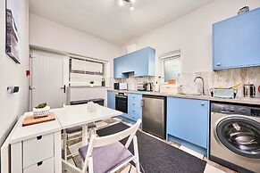 Dunluce Green - Portrush by the Sea