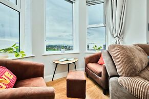 Dunluce Green - Portrush by the Sea