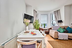 Dunluce Green - Portrush by the Sea