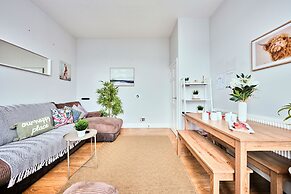 Dunluce Green - Portrush by the Sea