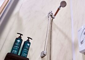 Dunluce Green - Portrush by the Sea