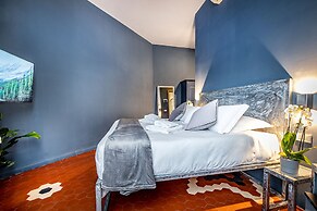 Mama's Home Florence