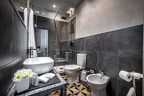 Mama's Home Florence