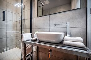 Mama's Home Florence