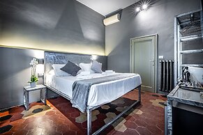 Mama's Home Florence