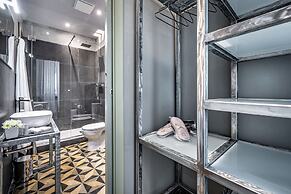 Mama's Home Florence